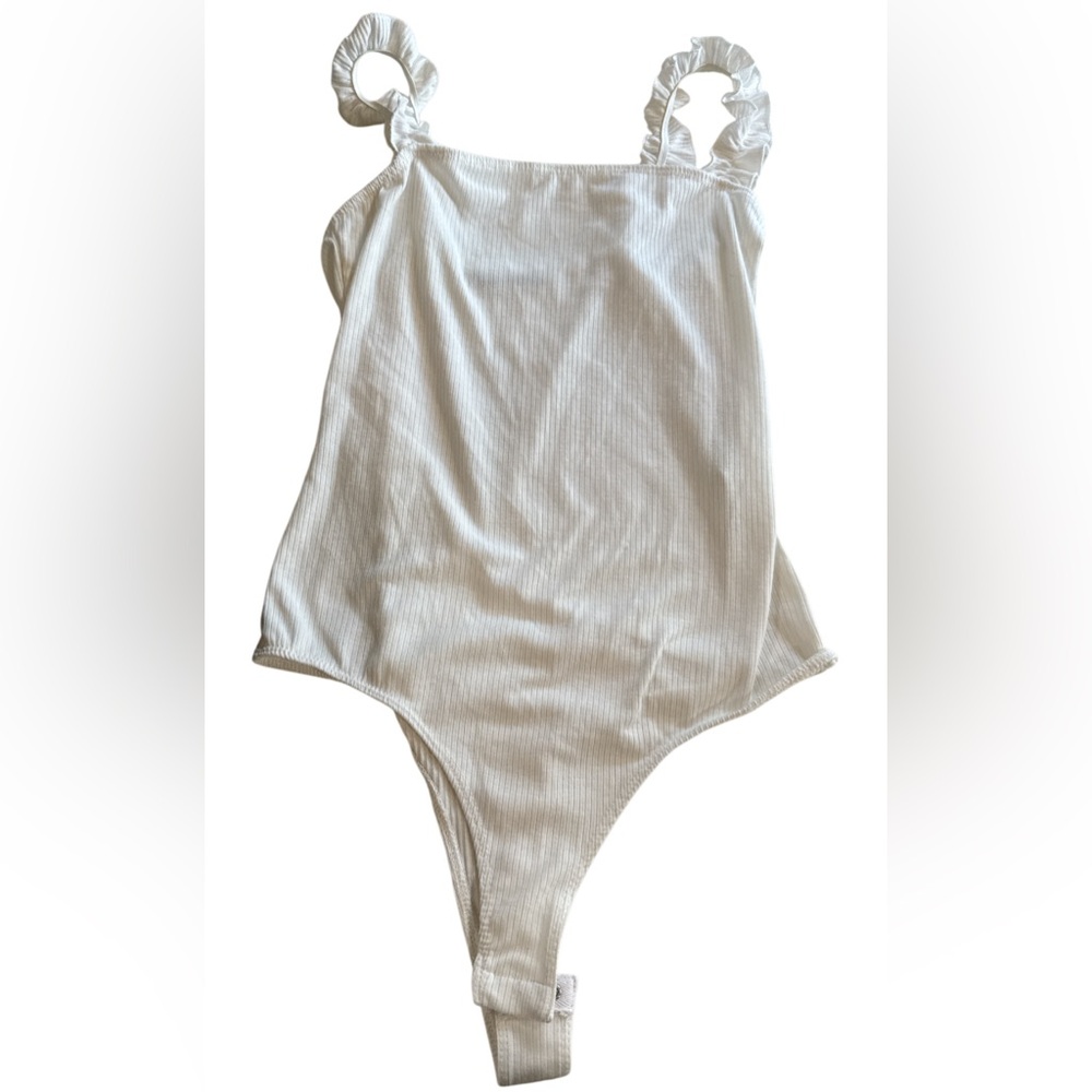 women’s  white bodysuit size M